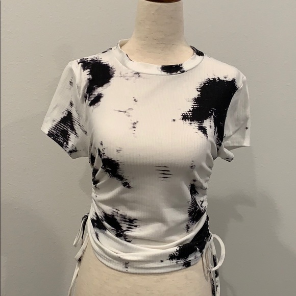 Oscar Street Tops - Oscar Street Gathered Side Tee